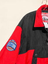 Load image into Gallery viewer, NBA 90's Chicago Bulls Pullover Jacket Red (M)