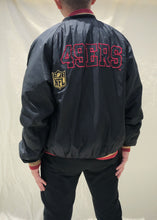 Load image into Gallery viewer, NFL San Francisco 49ers Reversible Jacket Black/Red (L)