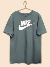 Load image into Gallery viewer, Nike Essential T-Shirt Sage (L)