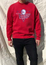 Load image into Gallery viewer, Vintage Logo 7 90's NBA Philadelphia 76ers Embroidered Sweater Red (L)