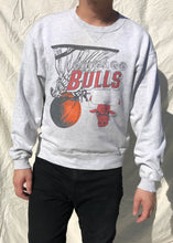 Load image into Gallery viewer, Vintage NBA Chicago Bulls Sweater Grey (M)