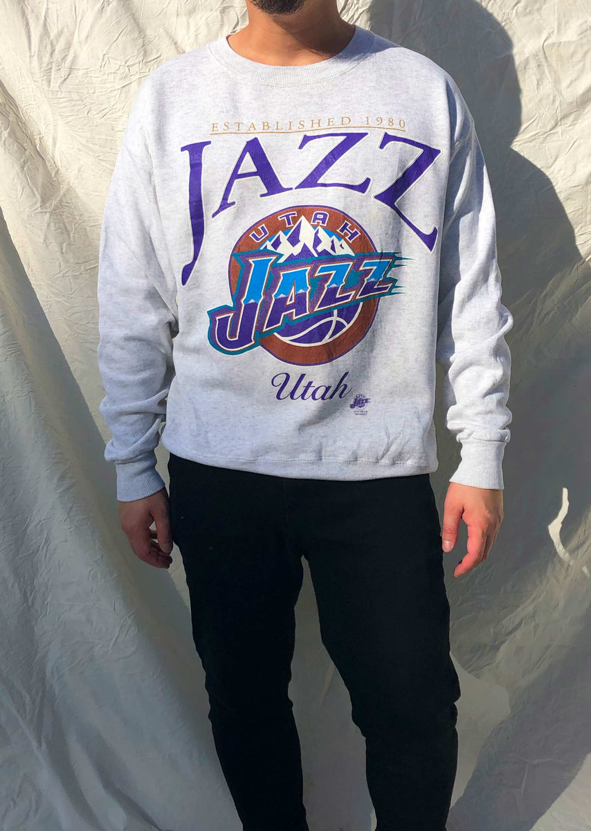 Vintage Nutmeg Mills 90's NBA Utah Jazz Sweater Grey (M) – Chop