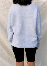 Load image into Gallery viewer, Vintage Pro Player 90's NBA Chicago bulls Sweater Grey (M)