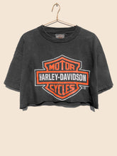 Load image into Gallery viewer, Harley Davidson &#39;95 Bike Week Cropped T-Shirt Black (L)
