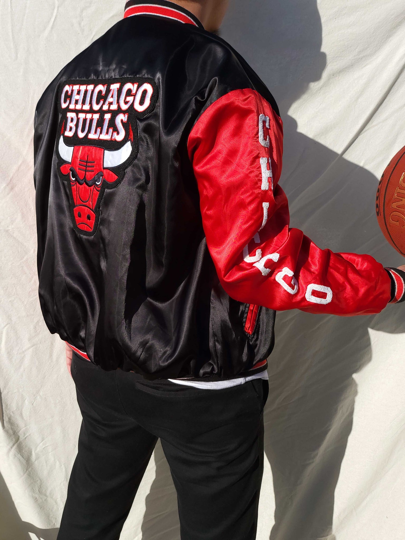 STARTER, Jackets & Coats, Vintage Starter Chicago Bulls Satin Bomber  Jacket Usa Made 9s Black Jordan Nba