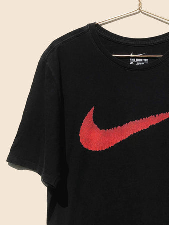 Nike Fuzzy Swoosh T-Shirt Black (L)