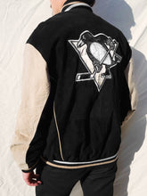Load image into Gallery viewer, NHL Pittsburgh Penguins Suede Varsity Jacket Black (M)
