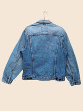Load image into Gallery viewer, Vintage Levi Light Wash Denim Jacket (S)
