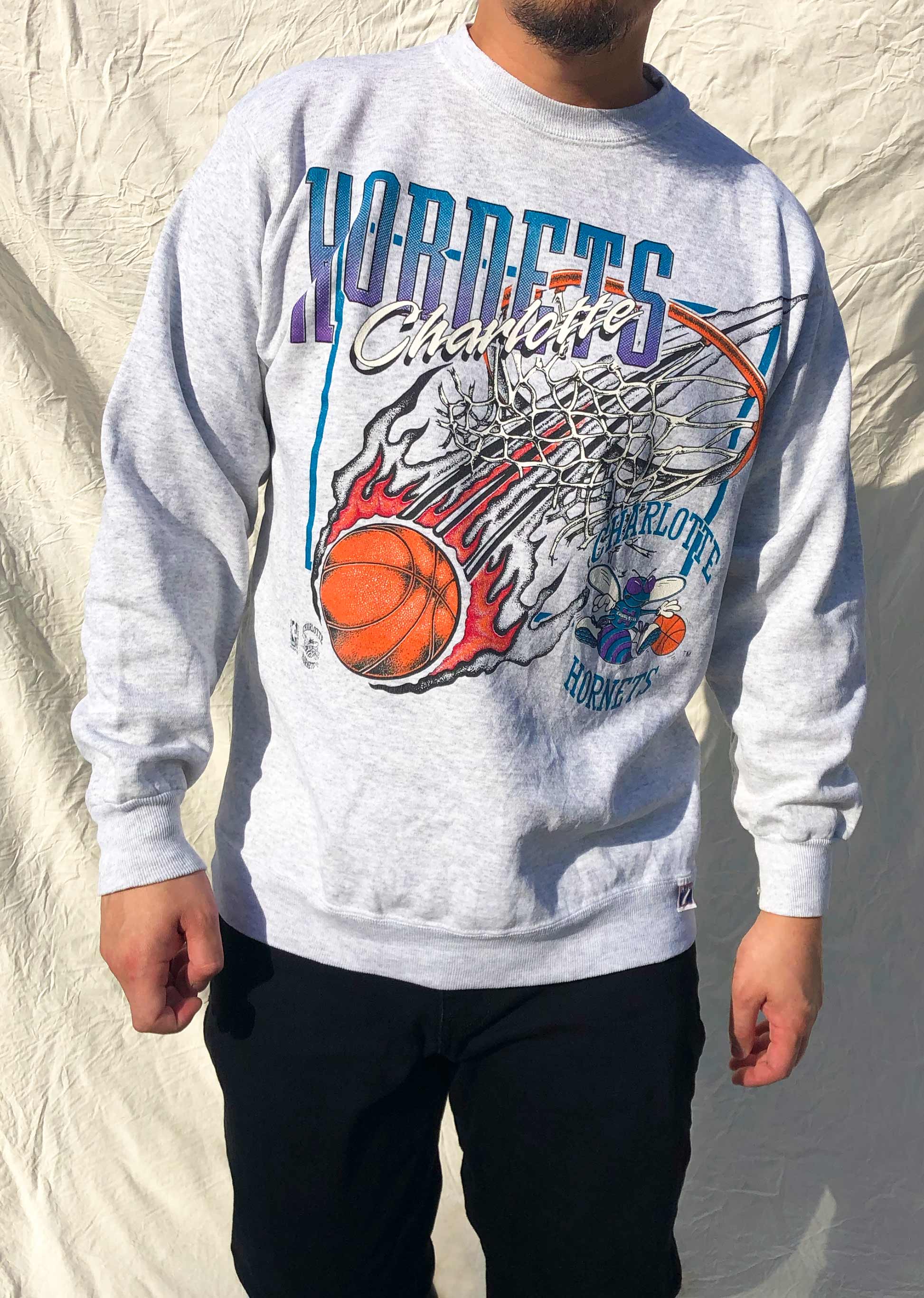 Vintage 90s Charlotte Hornets NBA Kids Sweatshirt American 