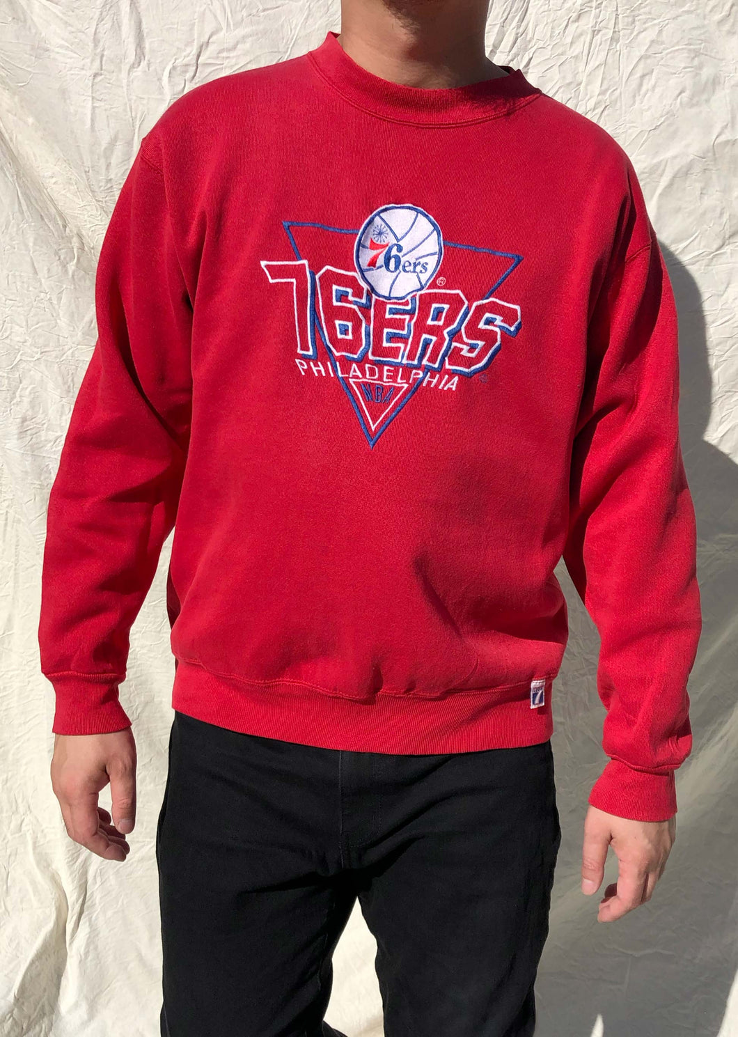 Vintage Logo 7 90's NBA Philadelphia 76ers Embroidered Sweater Red (L)