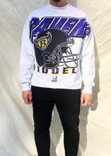 Load image into Gallery viewer, Vintage &#39;97 Riddell NFL Baltimore Ravens Sweater White (L)
